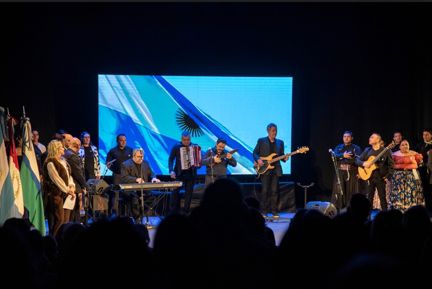 Banca al Arte en Teatro Municipal
