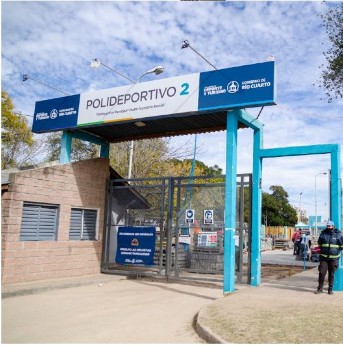 Polideportivo 2